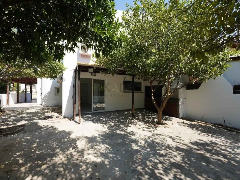 Cheap Houses and Villas for Sale Nicosia up to 400000 euro