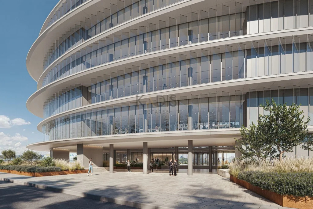 5768m² Building for Rent in Kato Polemidia, Limassol District