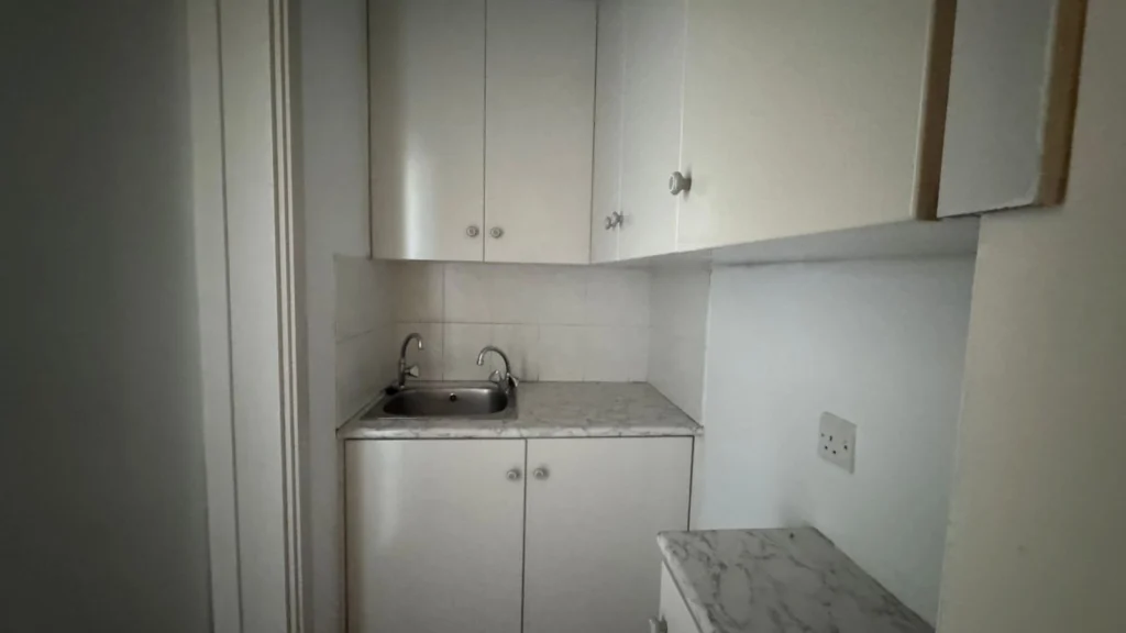 200m² Office for Rent in Limassol – Kapsalos