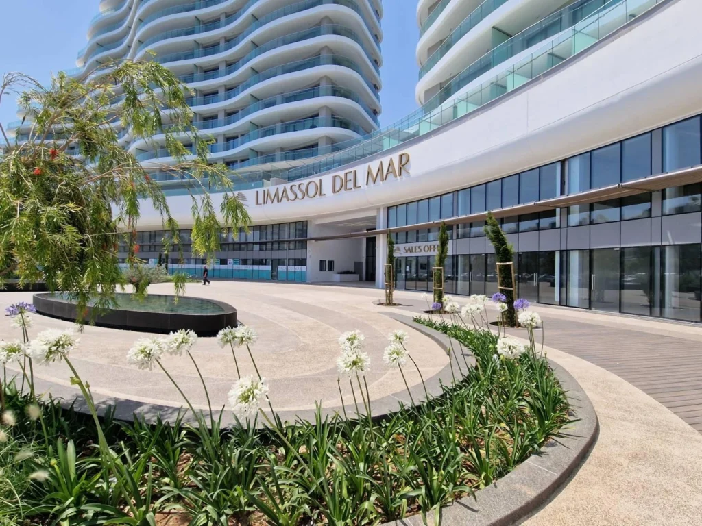 2 Bedroom Apartment for Sale in Germasogeia, Limassol District