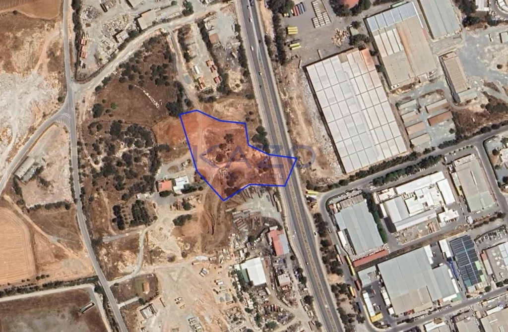 8,400m² Plot for Sale in Limassol District