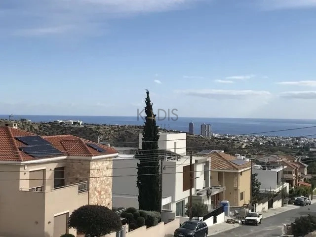 4 Bedroom House for Sale in Limassol – Agios Athanasios