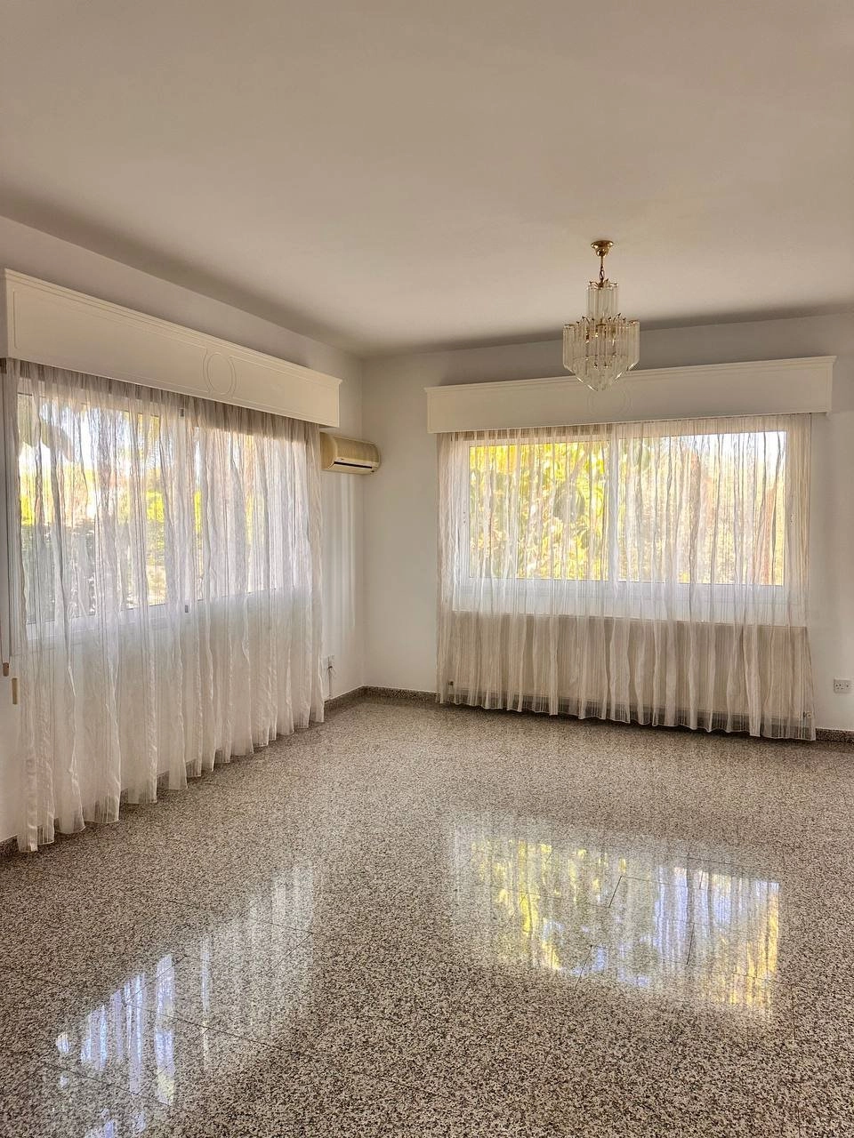 6+ Bedroom House for Rent in Potamos Germasogeias, Limassol District