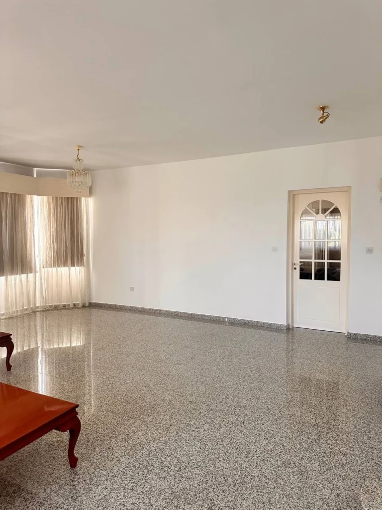 6+ Bedroom House for Rent in Potamos Germasogeias, Limassol District