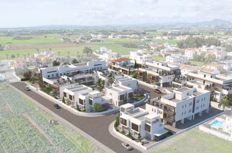 Cheap Houses and Villas for Sale Larnaca up to 400000 euro