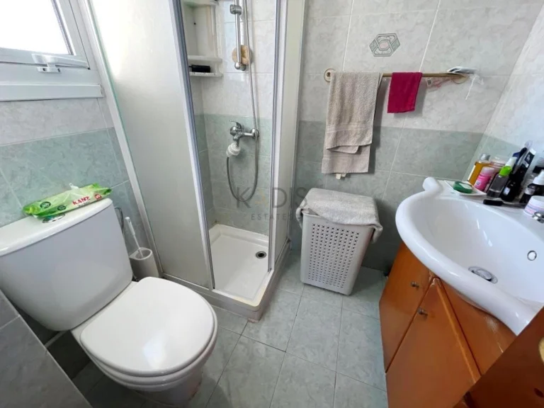 Cheap Houses and Villas for Sale Larnaca up to 600000 euro