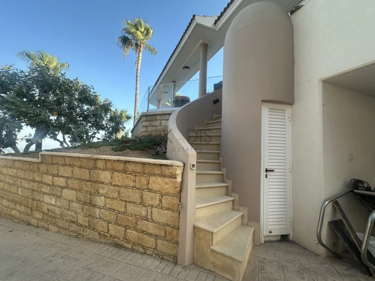 4 Bedroom House for Sale in Limassol – Panthea