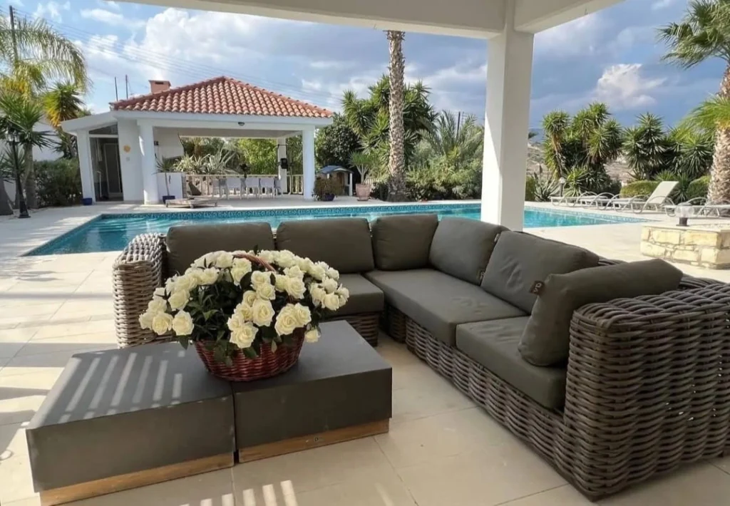 4 Bedroom House for Sale in Pyrgos Lemesou, Limassol District