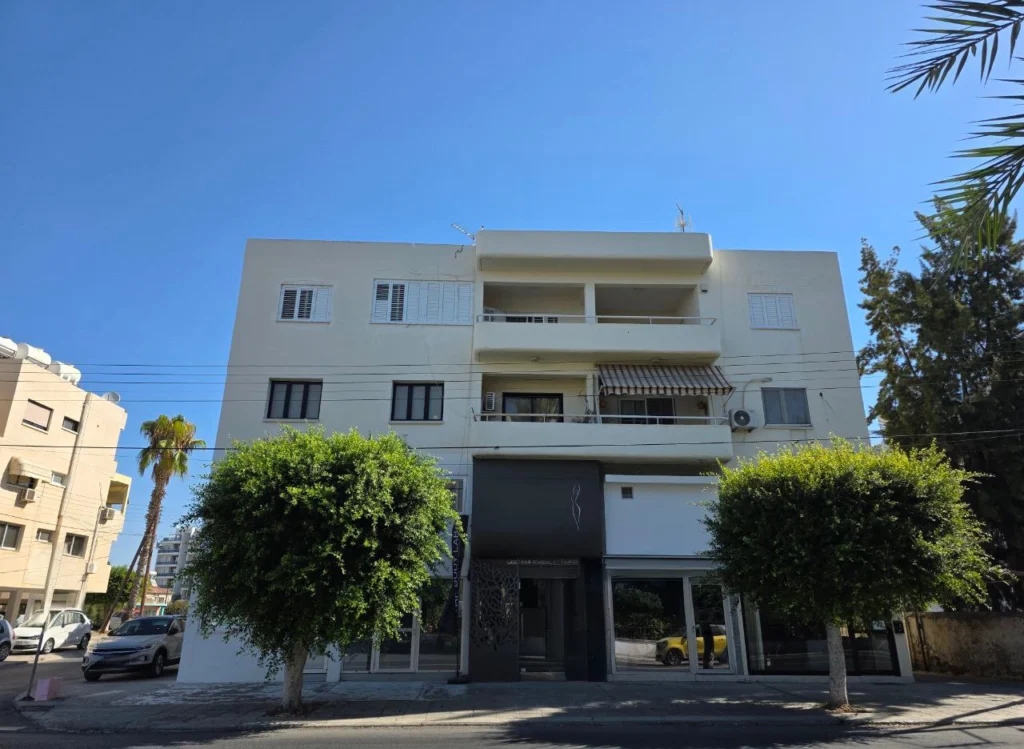 4 Bedroom Apartment for Sale in Larnaca – Sotiros