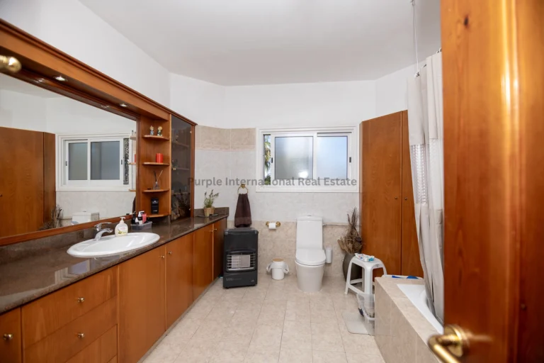 4 Bedroom House for Sale in Kiti, Larnaca District