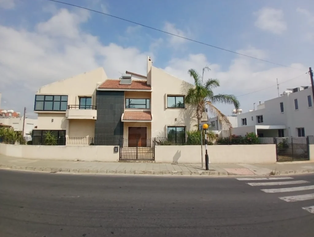 5 Bedroom House for Sale in Limassol District