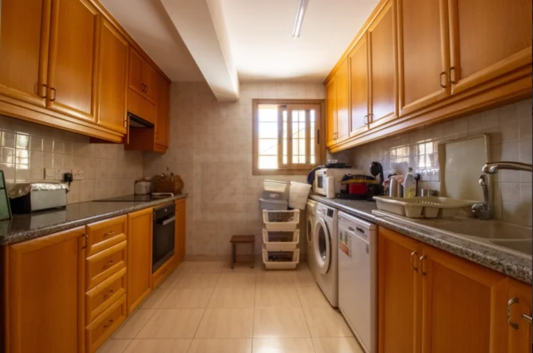 5 Bedroom House for Sale in Limassol – Agios Athanasios