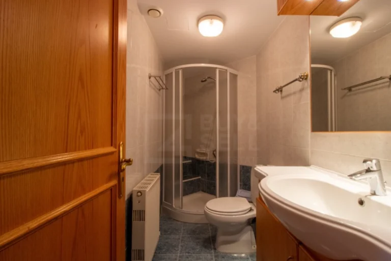 5 Bedroom House for Sale in Limassol – Agios Athanasios