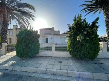 4 Bedroom House for Sale in Latsia, Nicosia District