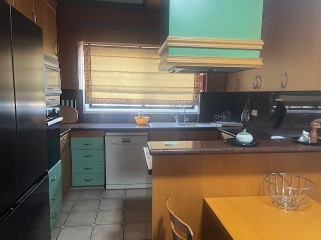 Διαμέρισμα 4 Υπνοδωματίων προς Ενοικίαση στην Επαρχία Λεμεσού