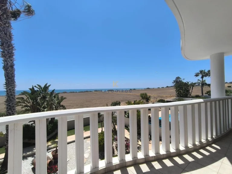 3 Bedroom House for Sale in Pervolia Larnacas