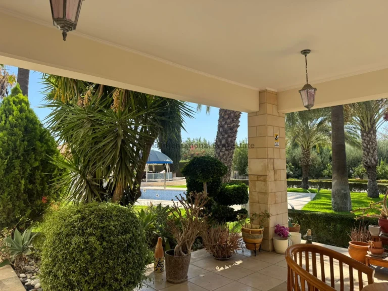4 Bedroom House for Sale in Pyrgos Lemesou, Limassol District