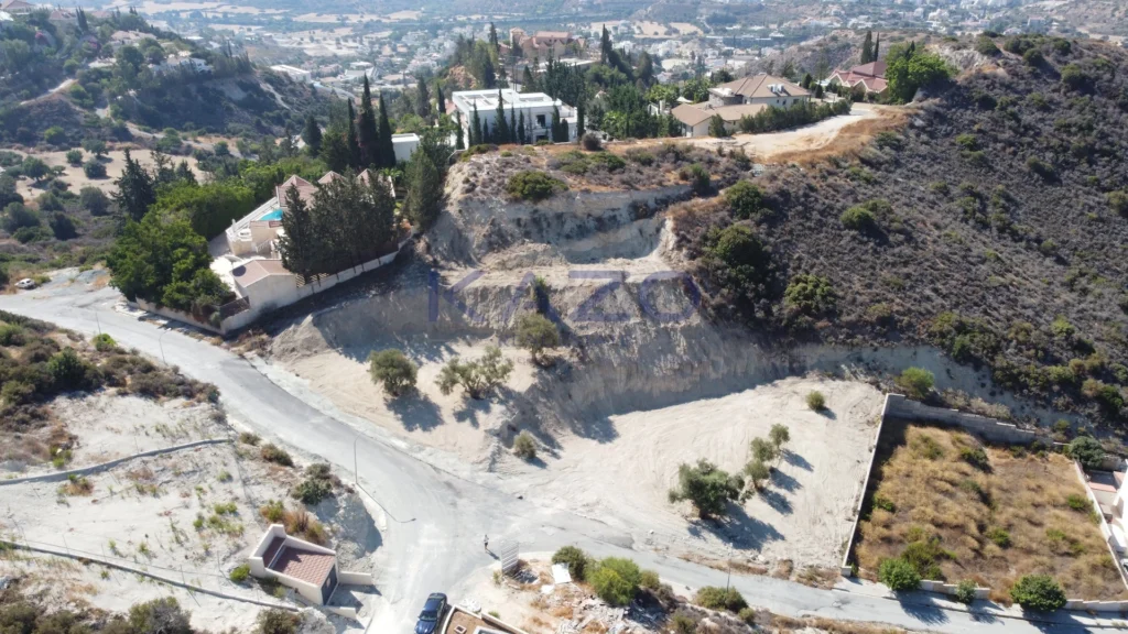 3,153m² Plot for Sale in Agios Tychonas, Limassol District