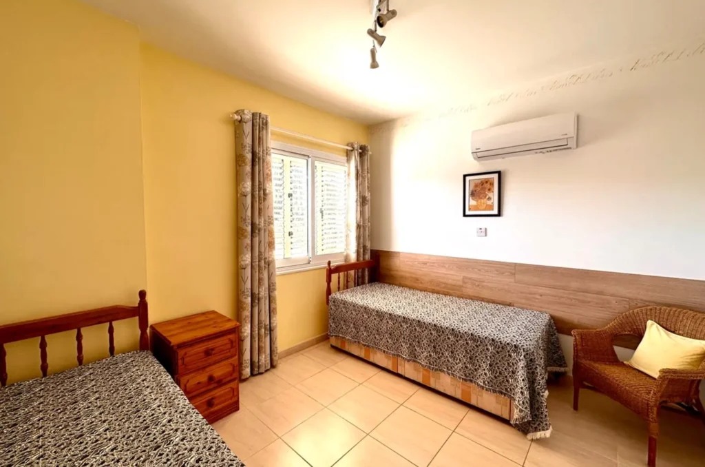 3 Bedroom House for Sale in Paphos – Universal