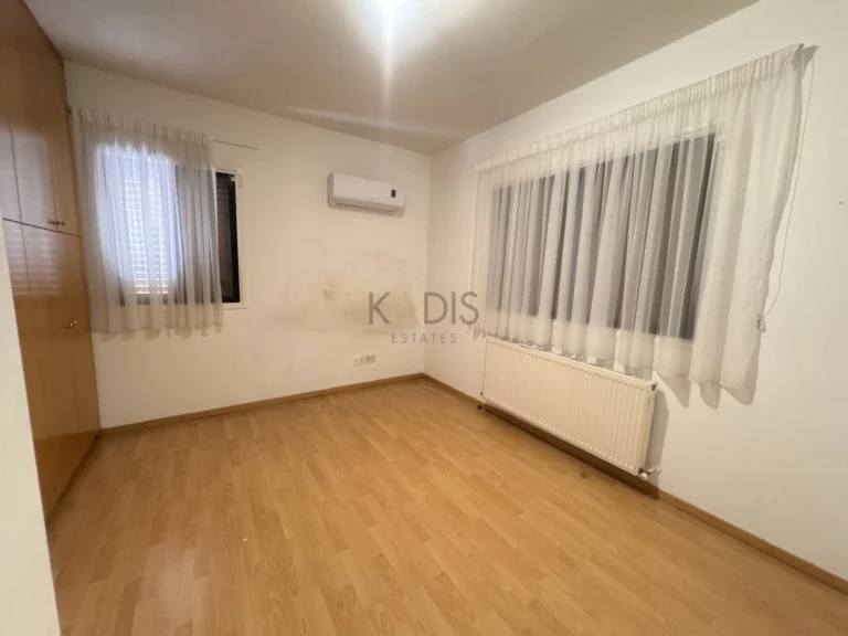 3 Bedroom House for Sale in Strovolos, Nicosia District
