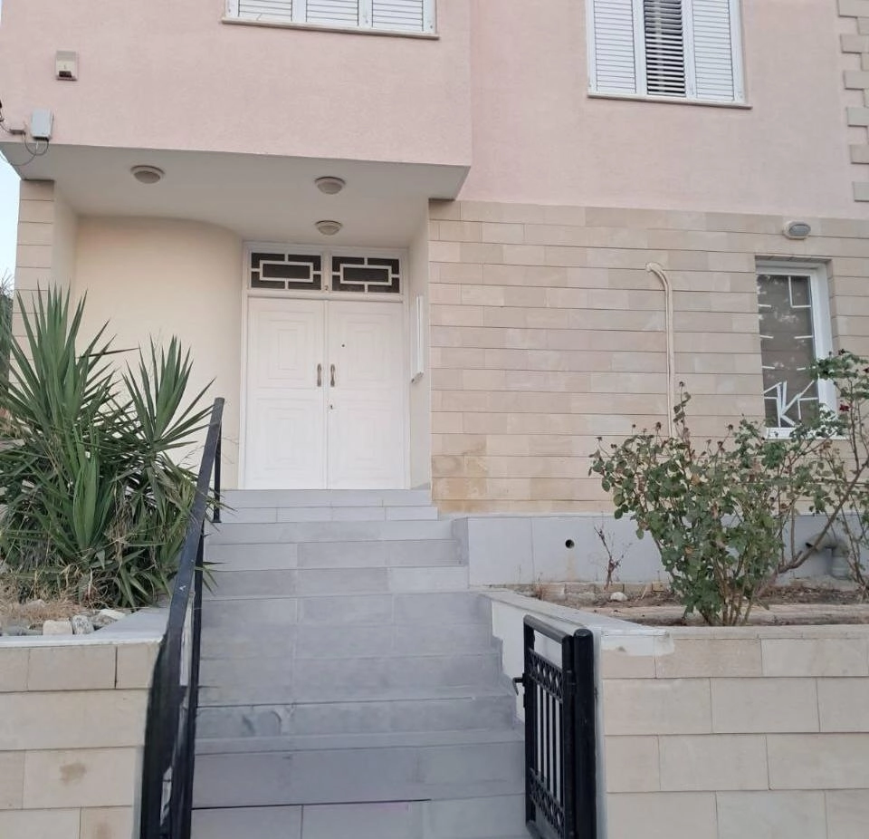 4 Bedroom House for Rent