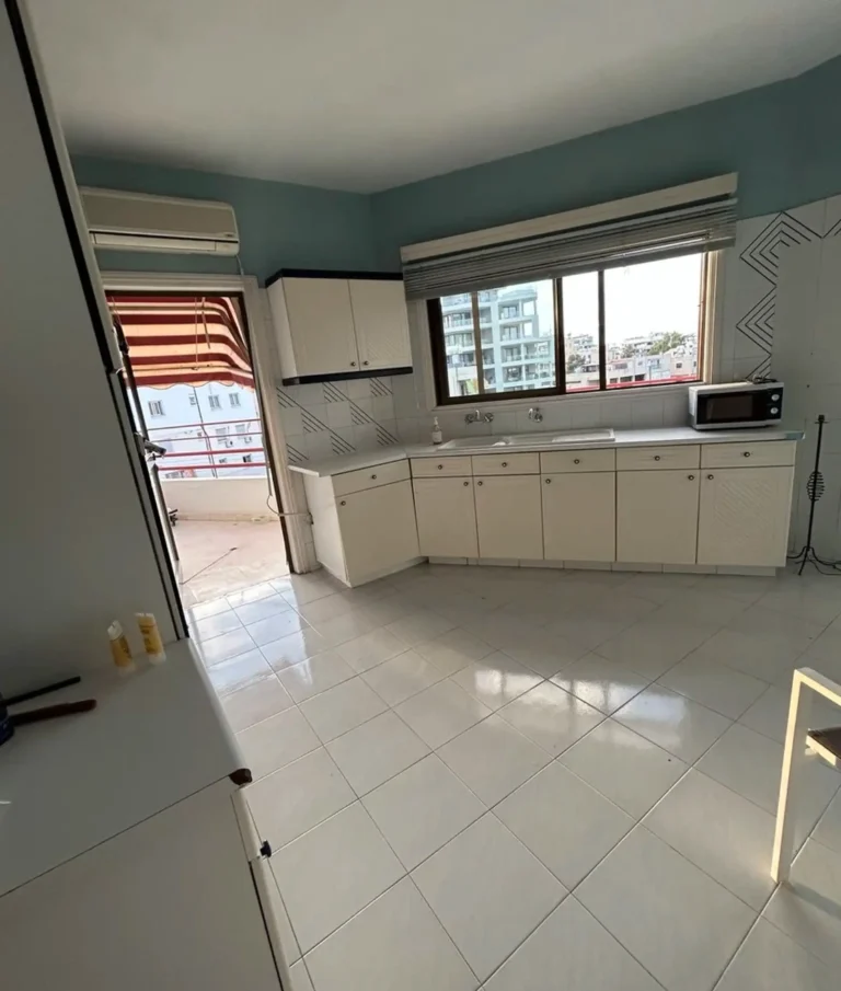 3 Bedroom Apartment for Sale in Larnaca – Chrysopolitissa