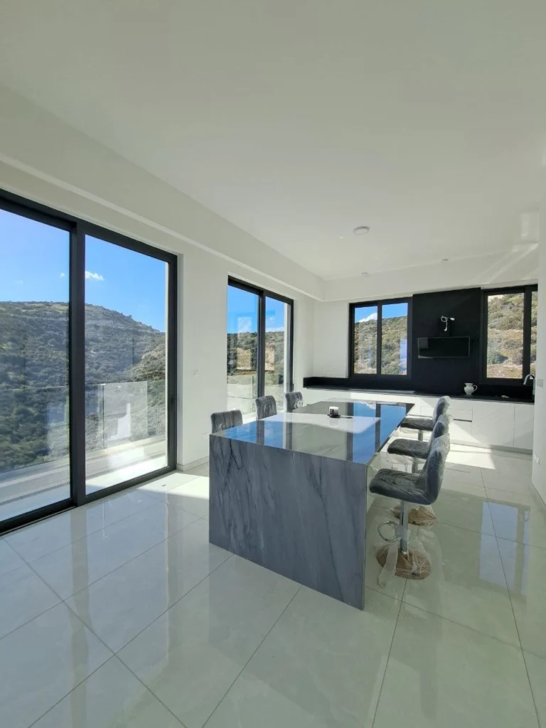 4 Bedroom House for Rent in Agios Tychonas, Limassol District