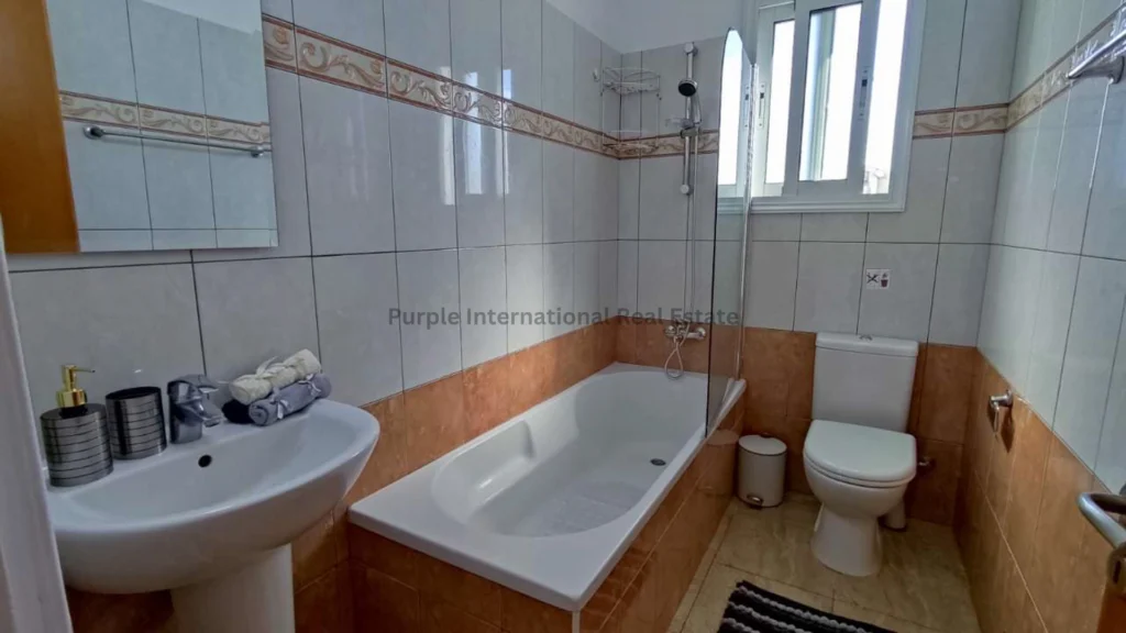 2 Bedroom Apartment for Sale in Geroskipou, Paphos District