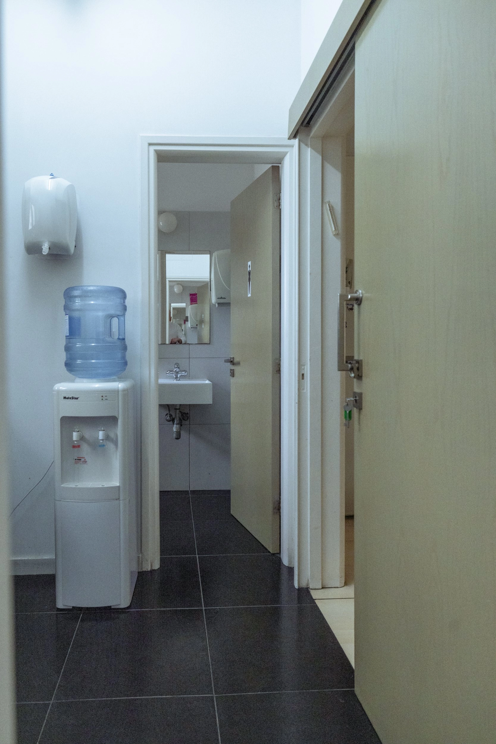 300m² Office for Rent in Larnaca – Agios Nikolaos, Limassol District