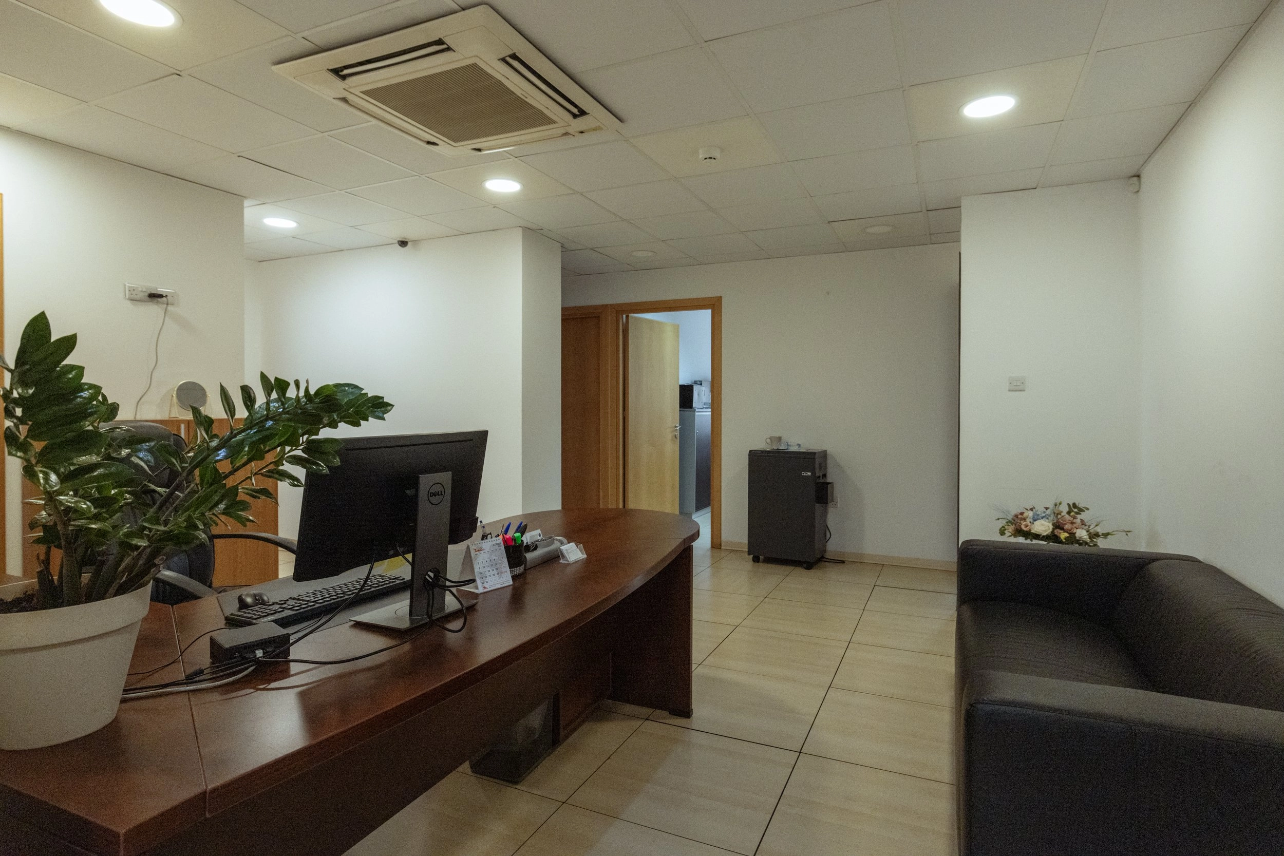 300m² Office for Rent in Larnaca – Agios Nikolaos, Limassol District