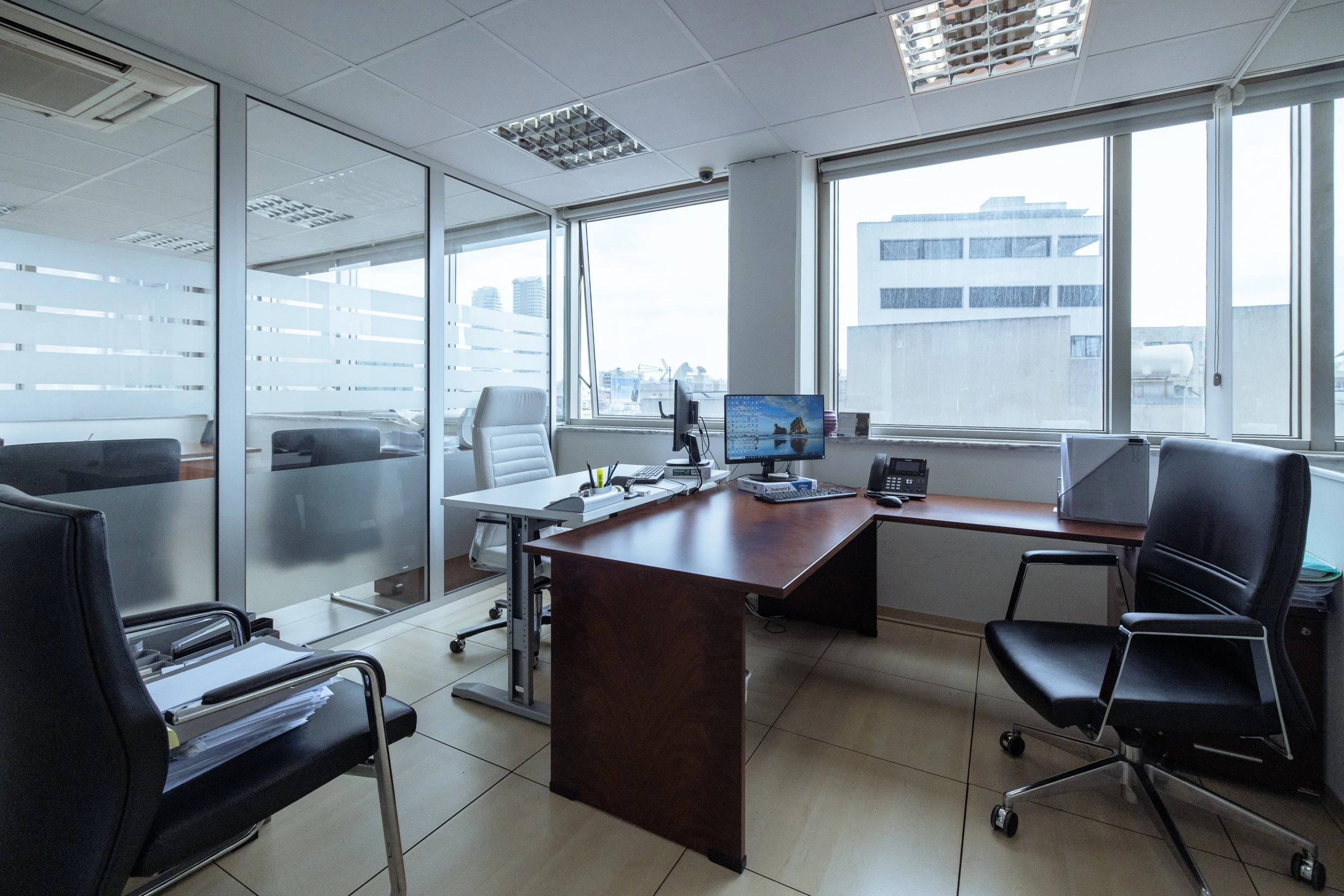 300m² Office for Rent in Larnaca – Agios Nikolaos, Limassol District