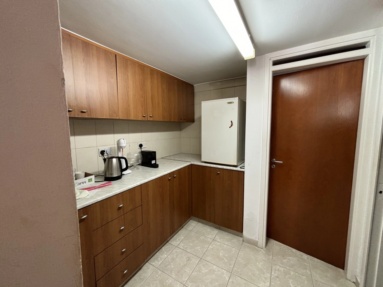 200m² Office for Rent in Limassol District