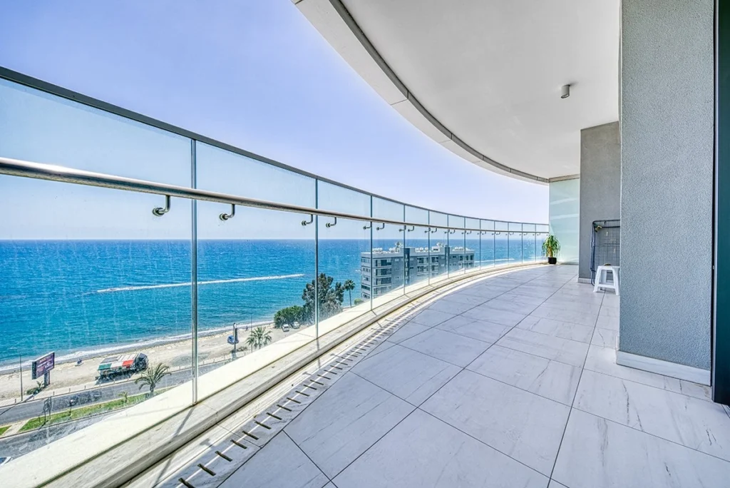 2 Bedroom Apartment for Rent in Potamos Germasogeias, Limassol District