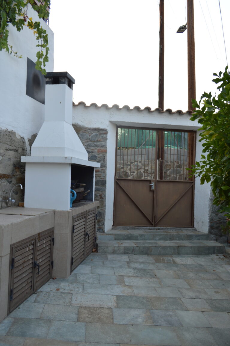 2 Bedroom House for Rent in Kaliana, Nicosia District