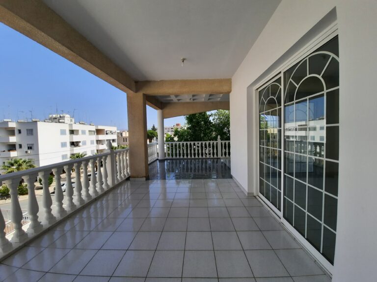 4 Bedroom Apartment for Rent in Engomi, Nicosia District