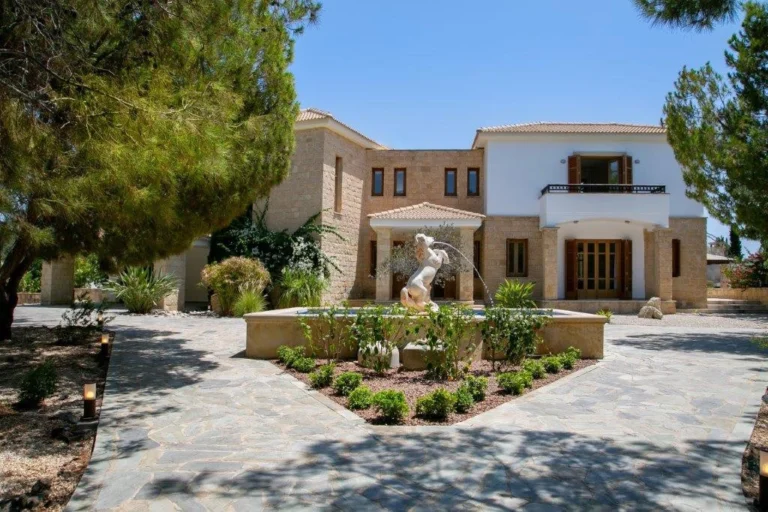 5 Bedroom House for Sale in Aphrodite Hills, Paphos District