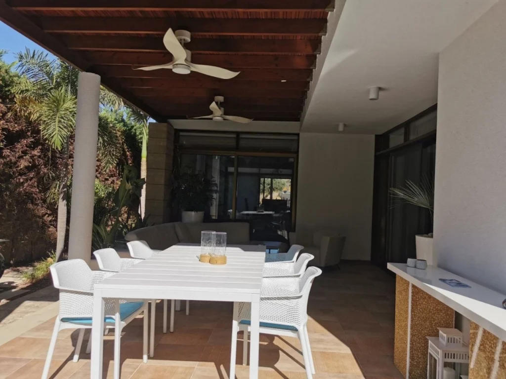 4 Bedroom House for Sale in Limassol – Agios Athanasios
