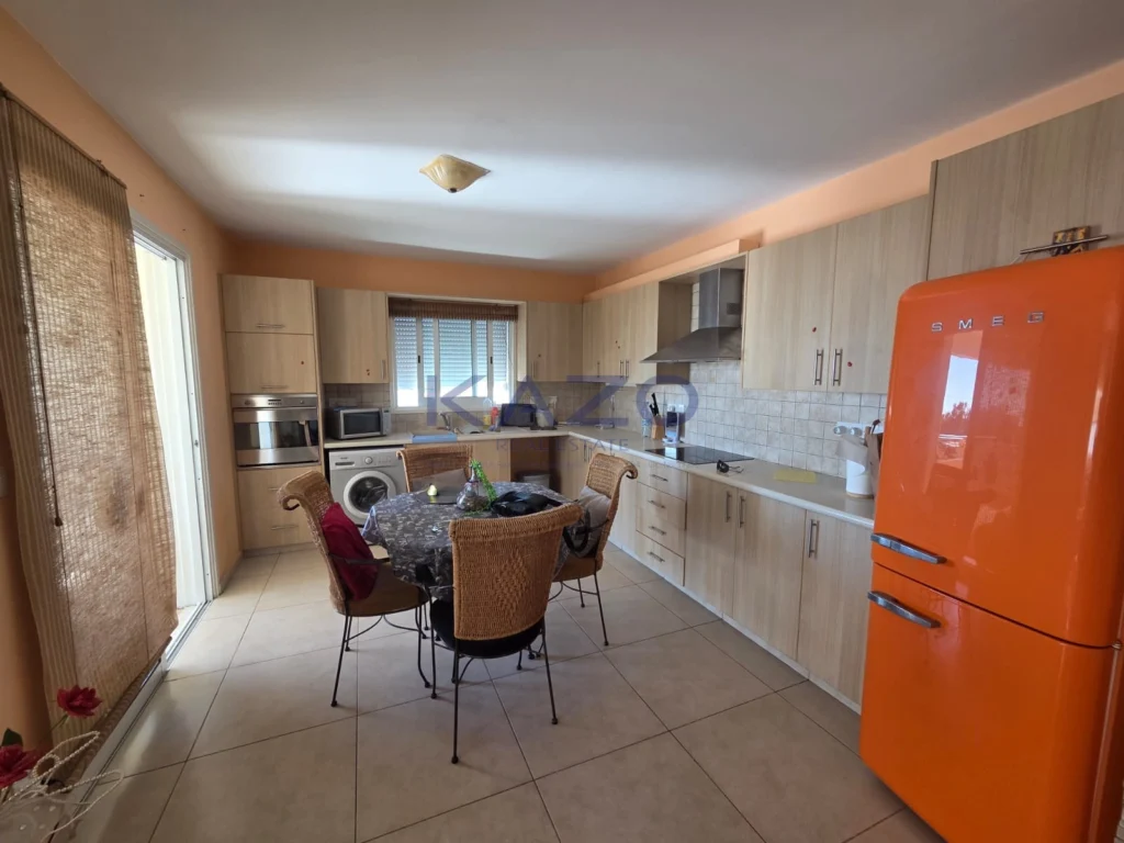 Квартира с 3 спальнями в аренду в Лимассоле – Апостолос Андреас