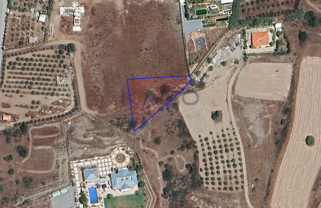 1,895m² Plot for Sale in Pyrgos Lemesou, Limassol District