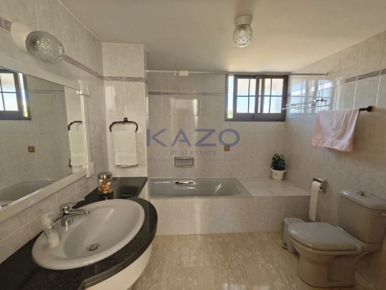 4 Bedroom House for Sale in Limassol – Agia Fyla