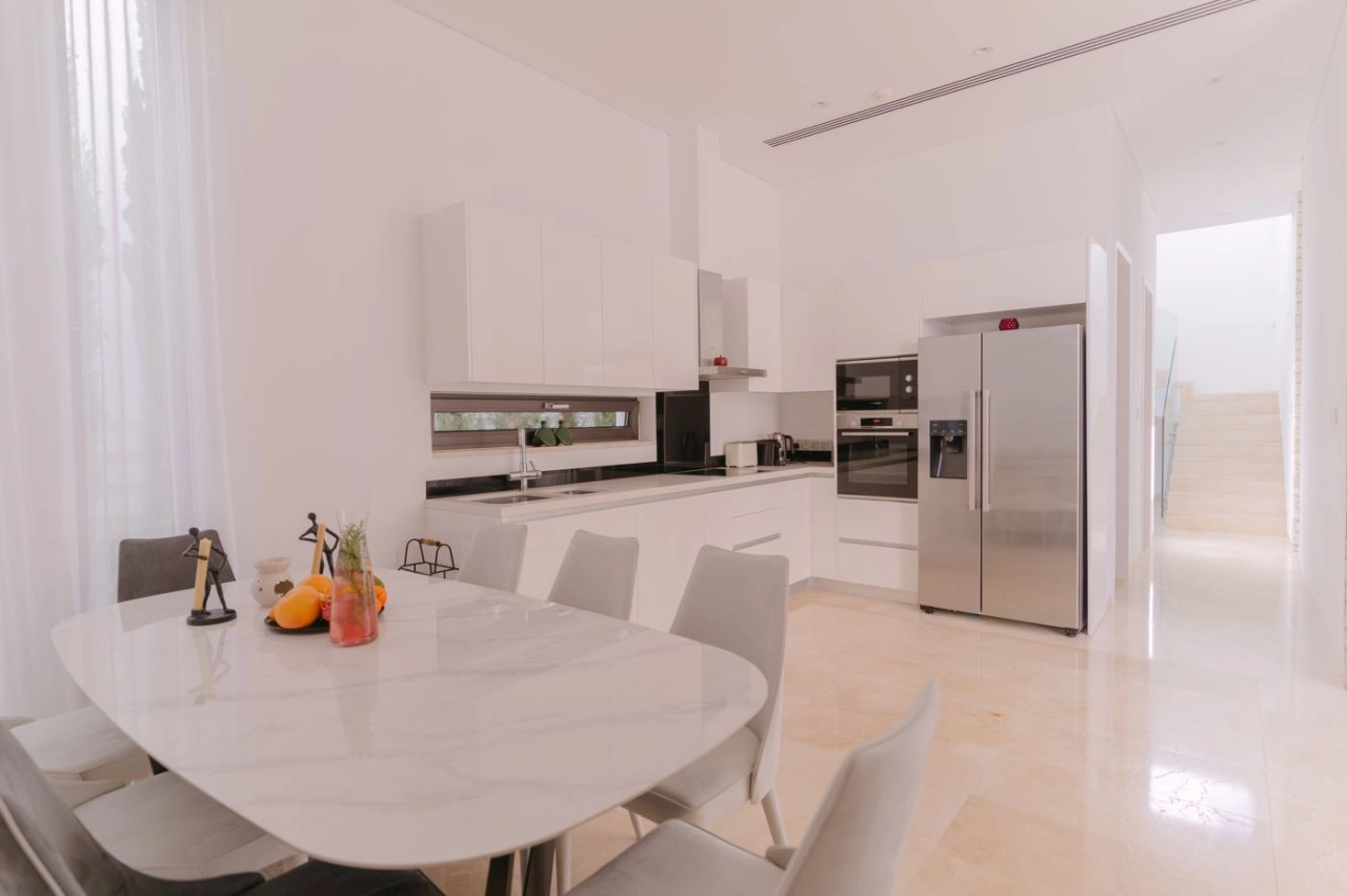 4 Bedroom House for Sale in Peyia, Paphos District