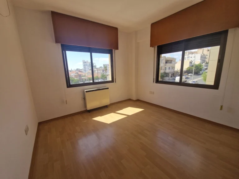 132m² Office for Rent in Limassol – Mesa Geitonia