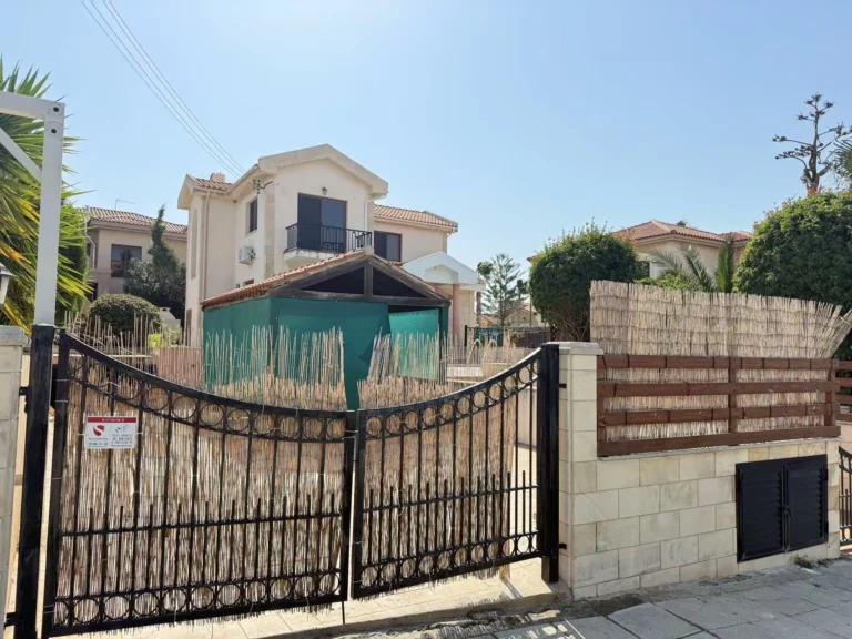 4 Bedroom House for Sale in Mouttagiaka, Limassol District