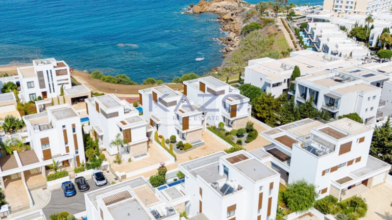 4 Bedroom House for Sale in Kissonerga, Paphos District