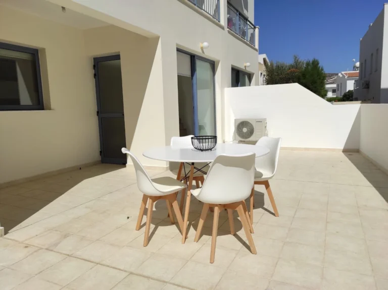 769m² Commercial for Sale in Geroskipou, Paphos District