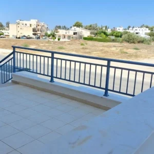 769m² Commercial for Sale in Geroskipou, Paphos District