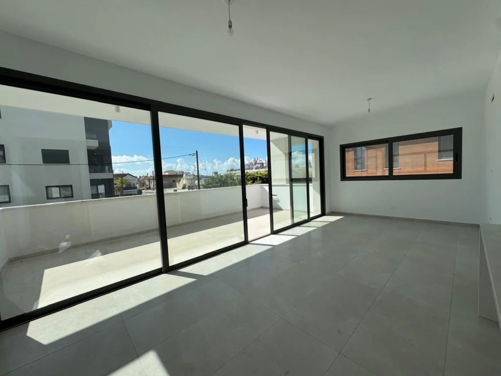 1 Bedroom Apartment for Sale in Germasogeia, Limassol District