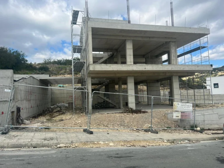 4 Bedroom House for Sale in Limassol – Agios Athanasios