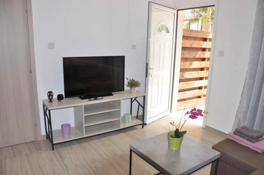 2 Bedroom House for Rent in Potamos Germasogeias, Limassol District