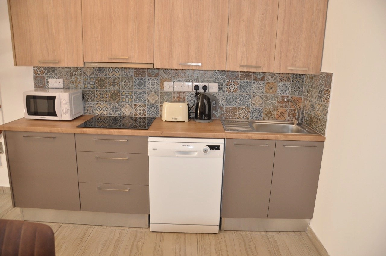 2 Bedroom House for Rent in Potamos Germasogeias, Limassol District